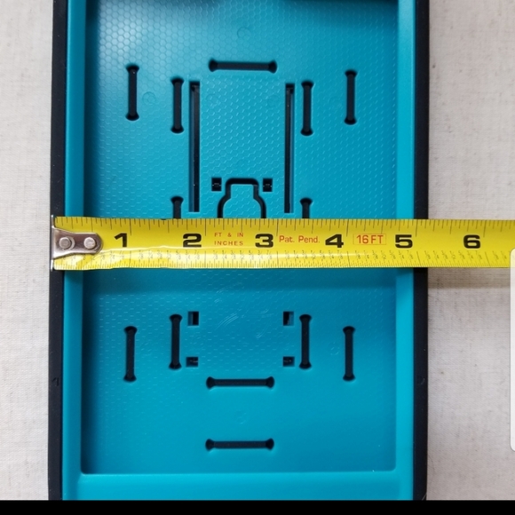 NWOT.. KINDLE FIRE 8 TABLET COVER WITH STAND - Picture 10 of 11